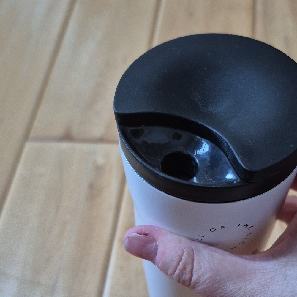 Starbucks NYC East Coast Travel Mug - White and Black - Picture 7 of 9
